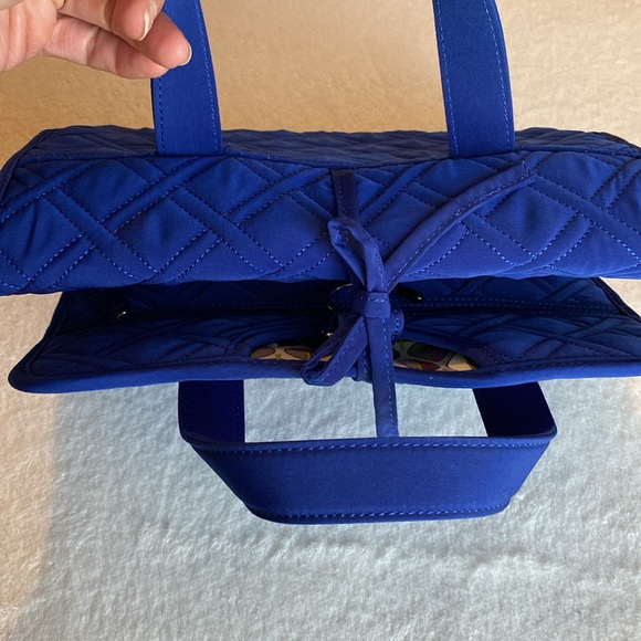 Vera Bradley Hanging Roll Up Travel Organizer. Cosmetic/Bathroom Bag. EUC Royal. - Picture 6 of 13
